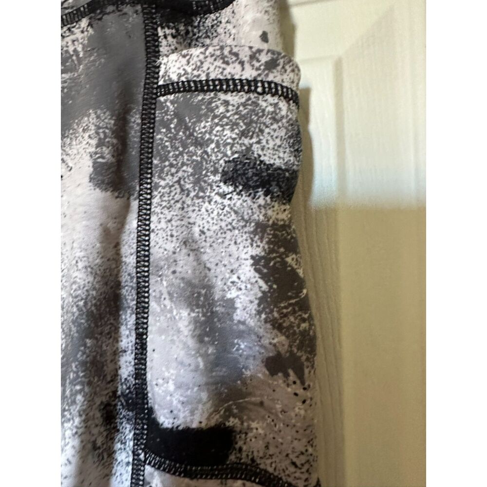 Women Reebok Tie‑Dye Joggers – Black/Gray/White – Athletic Pants Size M - Picture 4 of 7
